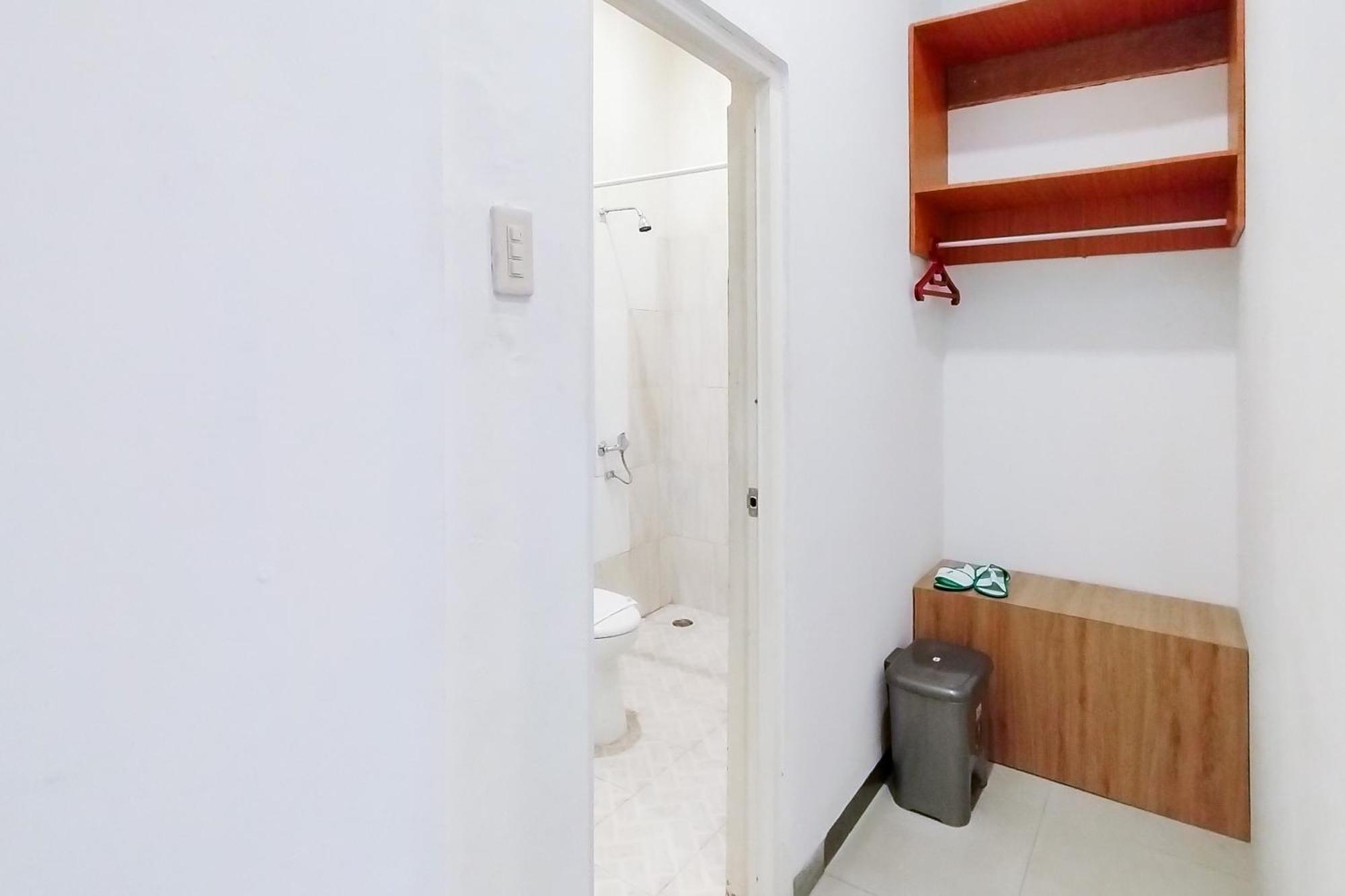 Reddoorz Near Focal Point Medan Hotel Sunggal Exterior foto