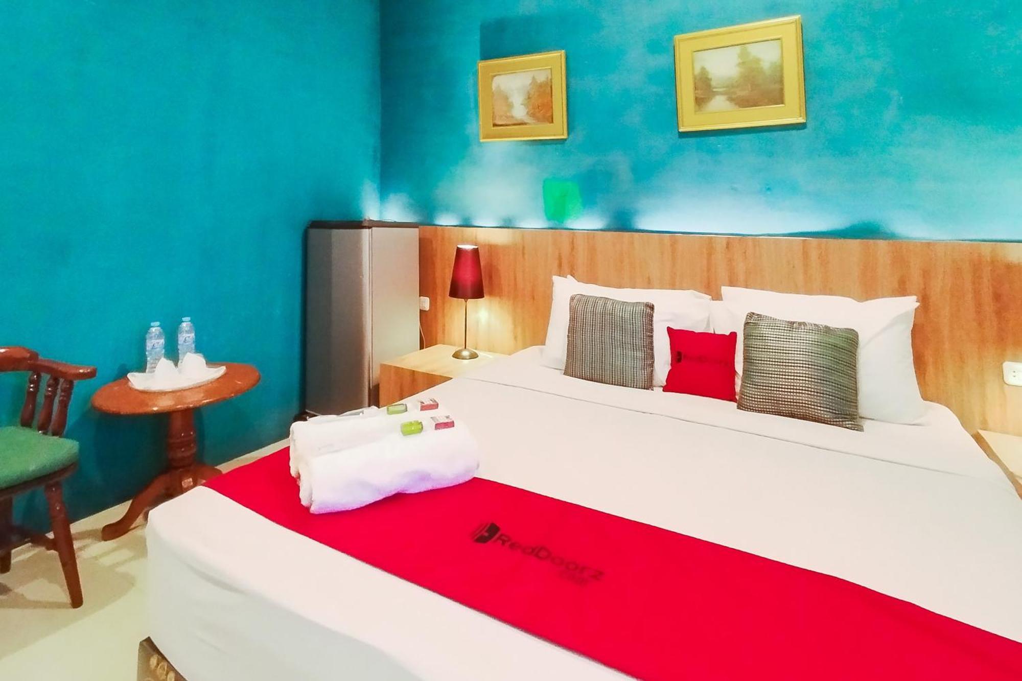 Reddoorz Near Focal Point Medan Hotel Sunggal Exterior foto