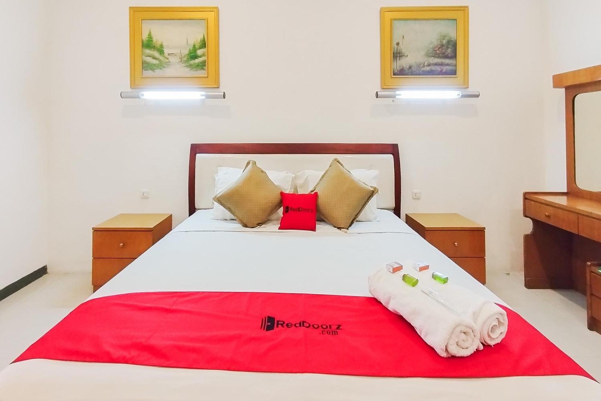 Reddoorz Near Focal Point Medan Hotel Sunggal Exterior foto