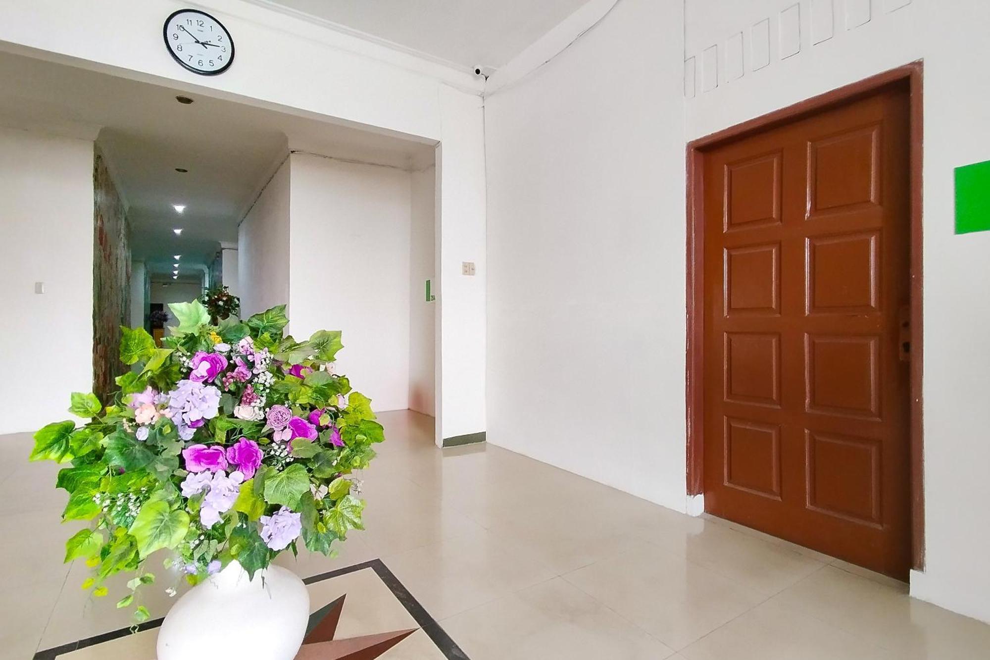 Reddoorz Near Focal Point Medan Hotel Sunggal Exterior foto